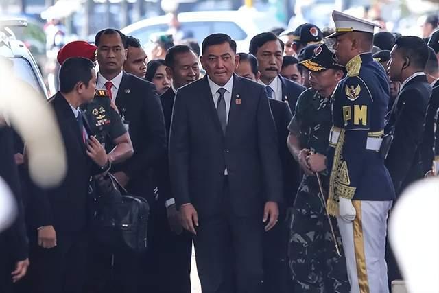 印尼防长官宣采购歼10